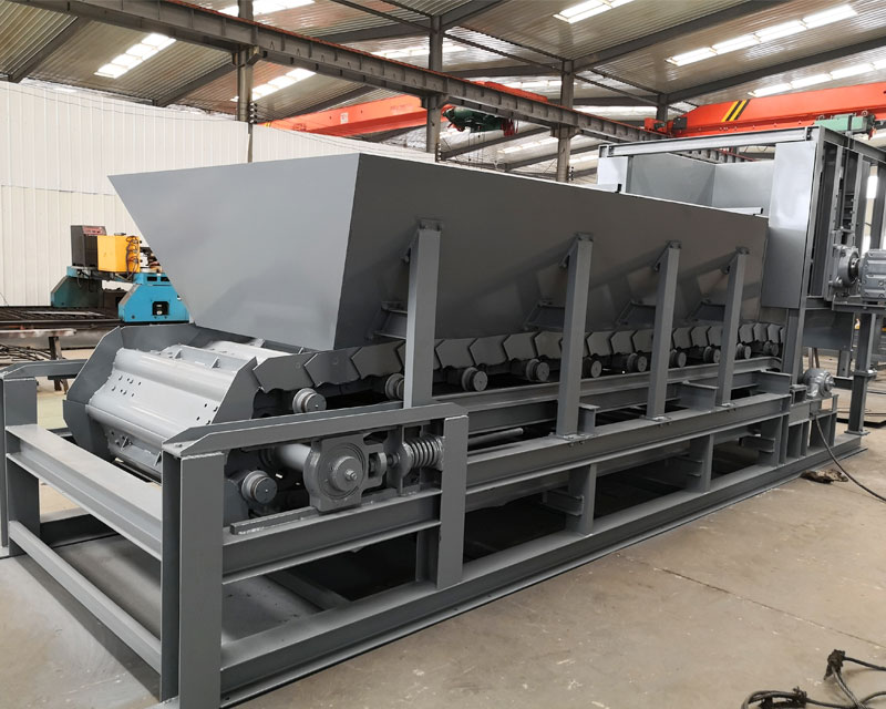 帶均料機(jī)鏈板機(jī)